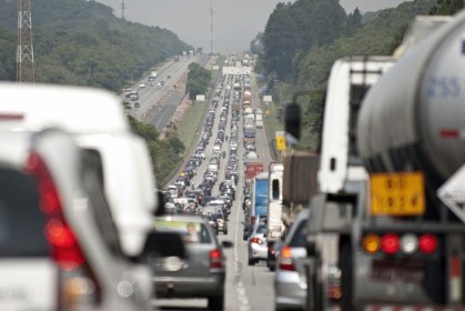 Rodízio de veículos em São Paulo: suspensão para o Natal 2025