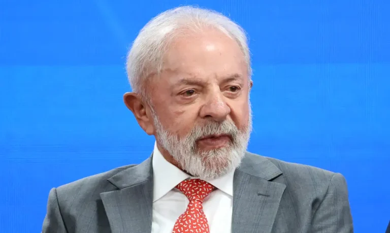 Lula coordena encontro com STF, BC e PF para fortalecer combate ao crime organizado