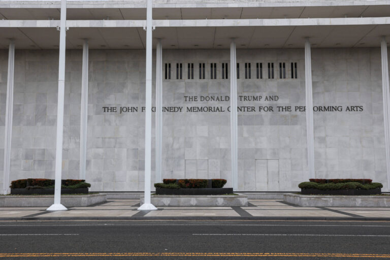 Ópera nacional cogita sair do Kennedy Center após renomeação polêmica
