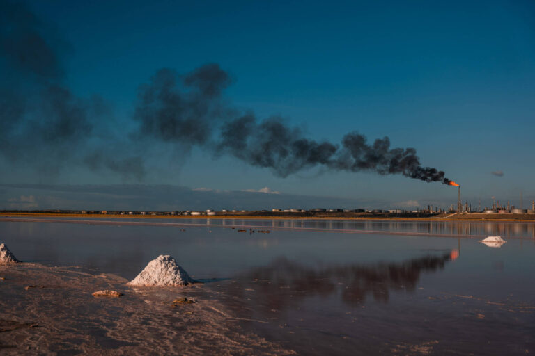 Demanda Mundial por Petróleo da Venezuela Pode Impactar Preços em 2026