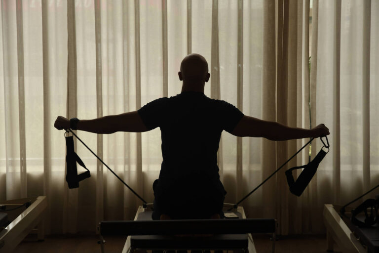 Cinco treinos para iniciantes ajudam a planejar rotina fitness