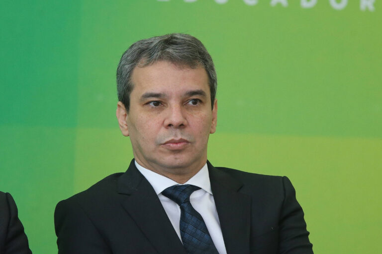 Advogado da Petrobras é favorito para liderar Ministério da Justiça