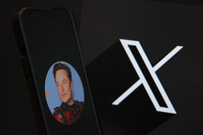 X de Elon Musk acusa gravadoras de conspirar para licenciamento musical