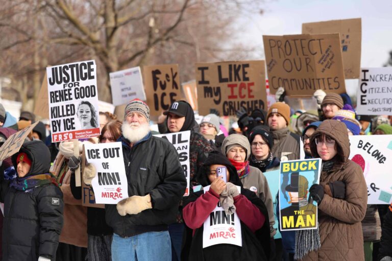 Governo Trump reforça presença federal em Minneapolis após protestos
