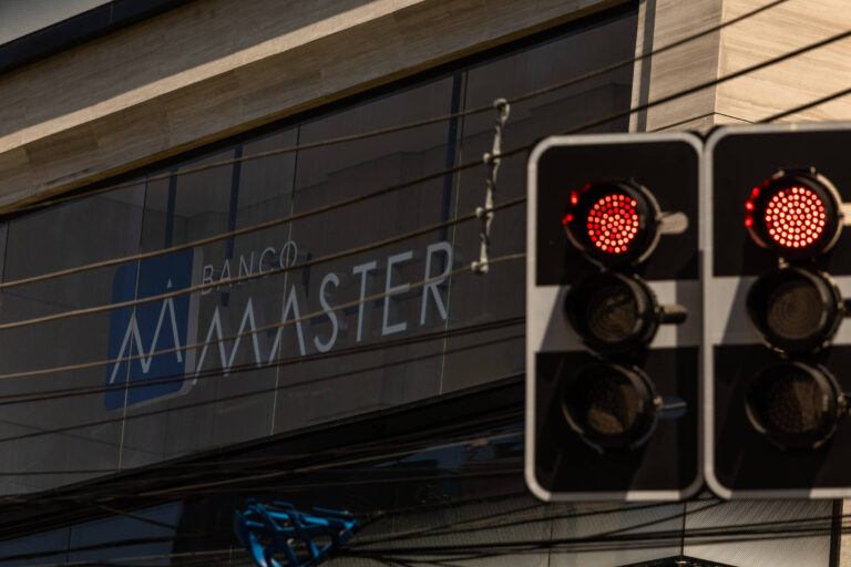 Condenações contra Banco Master por descontos indevidos em aposentadorias