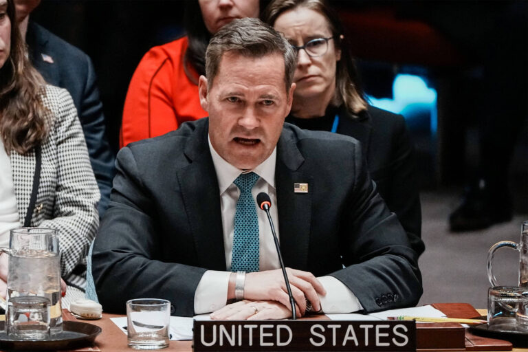 Eua reiteram todas as opções para conter massacre no Irã na ONU