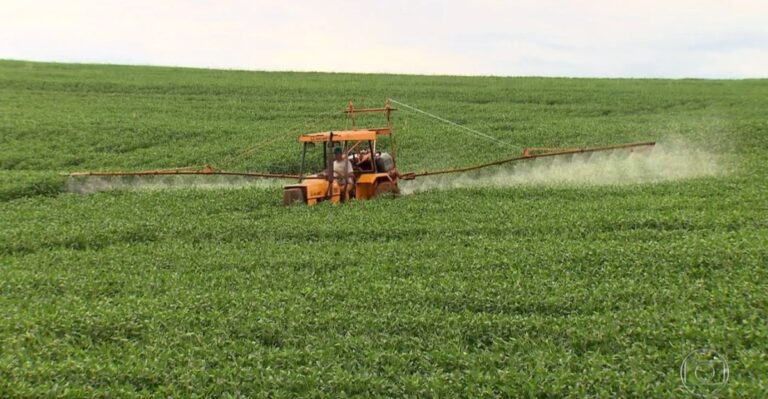 Plano do governo para retirar agrotóxicos ultraperigosos do mercado