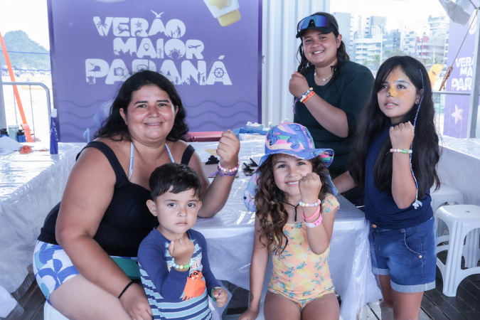 Oficinas de artesanato movimentam o litoral no verão maior paraná