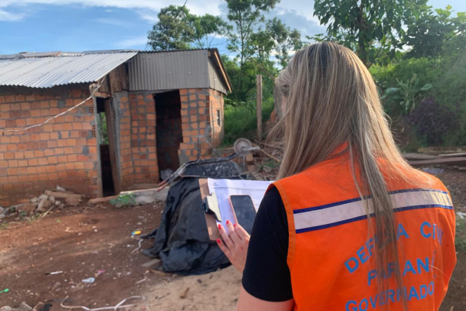 Estado vistoria imóveis para ampliar auxílio reconstrução em Rio Bonito do Iguaçu