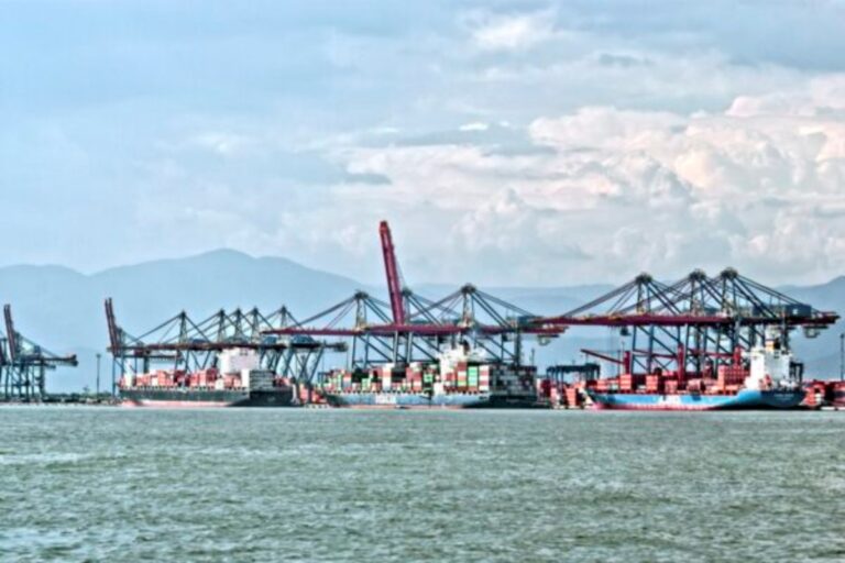 Recorde de exportações brasileiras alcança US$ 349 bilhões em 2025