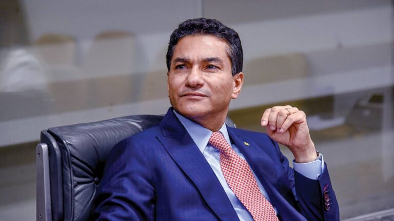 Marcos Pereira pede desculpas por declaração polêmica sobre a escala 6x1