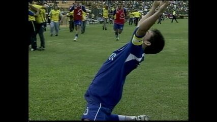 Cruzeiro e São Paulo na final histórica da Copinha em 2007