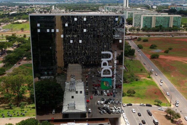 Lula adia indicação do defensor público-geral federal após quatro meses