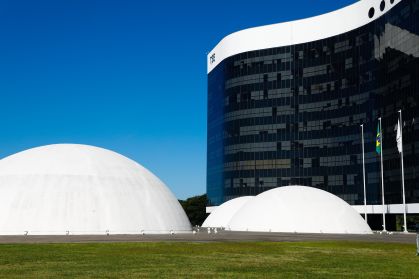 Tse analisa regras sobre propaganda eleitoral na internet para eleições de 2026