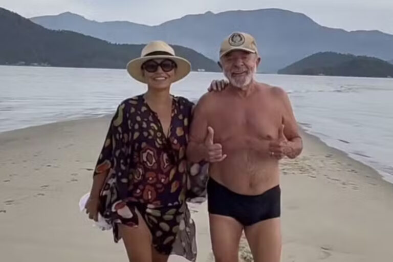Lula aproveita as férias para renovar energias na Restinga da Marambaia