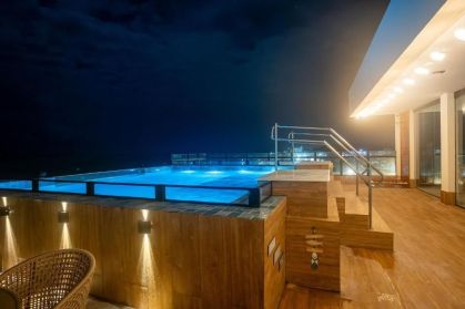 Choque elétrico causa morte de mãe e filho em piscina de pousada em Maragogi