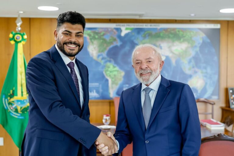Diplomata filho de diarista vive encontro histórico no Palácio do Planalto