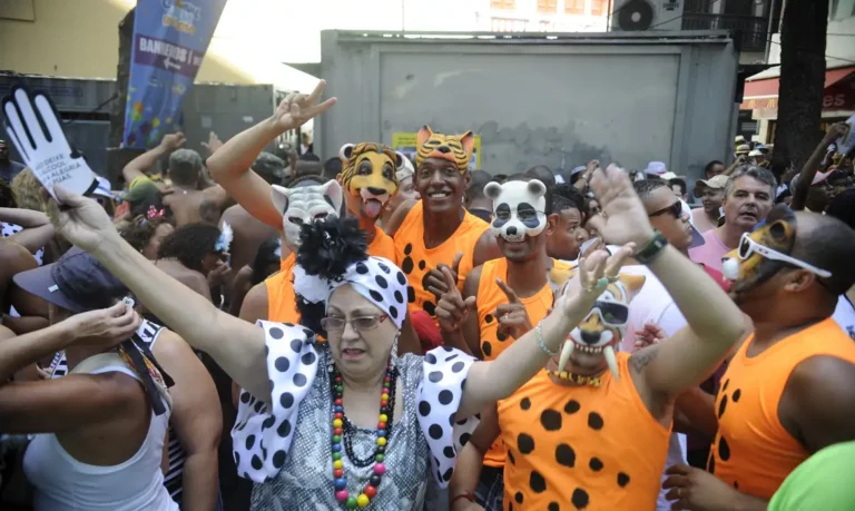 Carnaval de rua movimenta 5,7 bilhões na economia do Rio de Janeiro