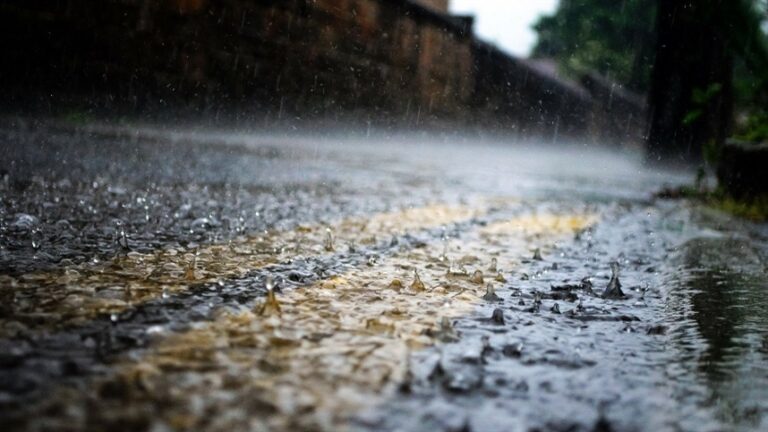 Risco de chuvas intensas aumenta e 23 estados estão sob alerta neste sábado