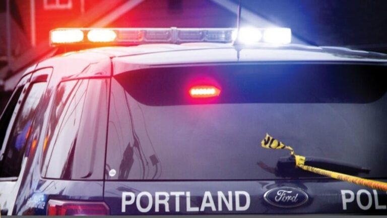 Agente federal baleia venezuelanos ligados a gangue em Portland