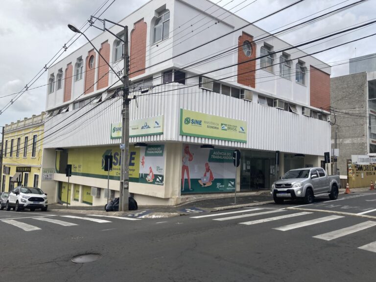 Vagas de emprego e estágio na Agência do Trabalhador em Ponta Grossa para quinta-feira 22
