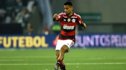 Corinthians encaminha contratação de Allan para reforçar meio-campo