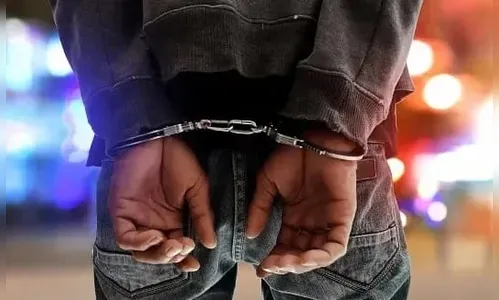 Ex-companheiro é preso por descumprir medida protetiva e ameaçar mulher em Jardim Alegre