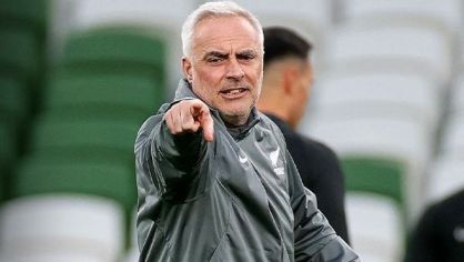 Nova Zelândia mantém preparação para estreia na Copa do Mundo contra Irã