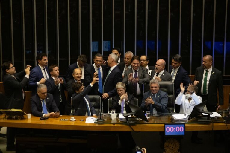 Oposição define prioridade para instalação de CPI no Congresso em 2026