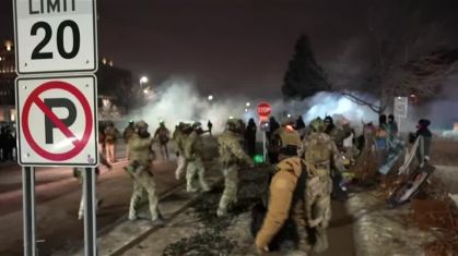 Minneapolis busca liminar para suspender operação federal de imigração