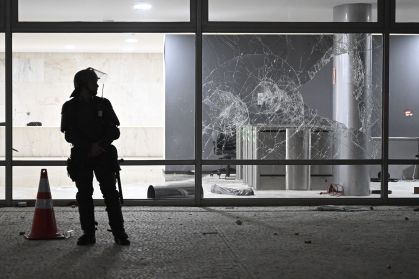 Cerimônias no Planalto e STF recordam 3 anos dos ataques de 8 de janeiro