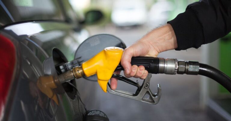 Brasil depende da importação de diesel mesmo no período de safra