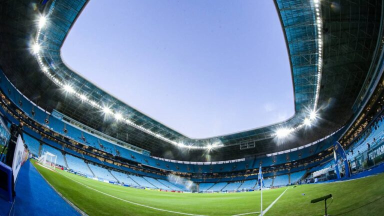 Grêmio e Atlético Mineiro disputam partida decisiva no Brasileirão