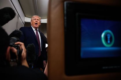 Irã liga para negociar com trump em meio a protestos
