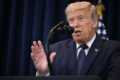 Trump anuncia suspensão temporária de ataques à energia no Irã