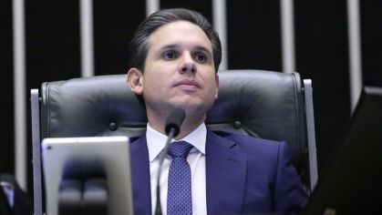 Hugo Motta destaca avanço do acordo Mercosul-UE rumo a cooperação global