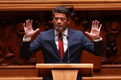 Segundo turno nas eleições presidenciais em Portugal após 40 anos