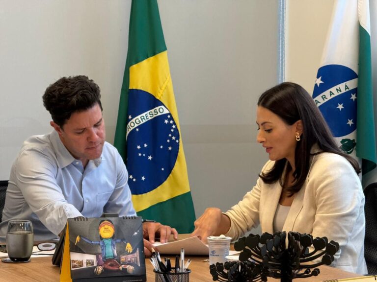 Mabel Canto e Guto Silva viabilizam recursos para asfalto em vilas de Ponta Grossa