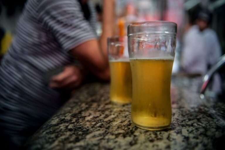 Homem agride com tijolada em Campo Grande após negar bebida