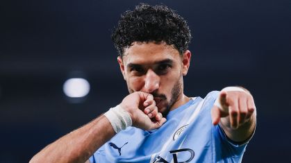 Marmoush brilha e Manchester City conquista vaga na final da Copa da Liga Inglesa