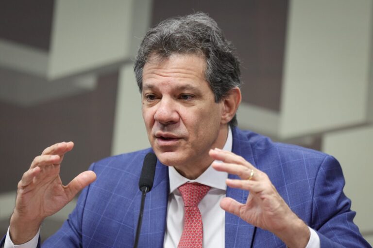 PT Avalia Fernando Haddad para Senado ou Governo de São Paulo em 2026