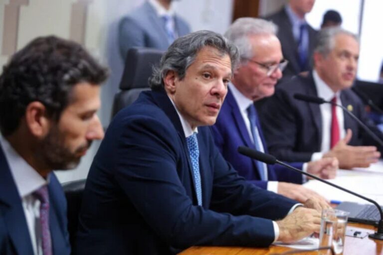 Reforma tributária inicia novo ciclo de crescimento sustentável no Brasil