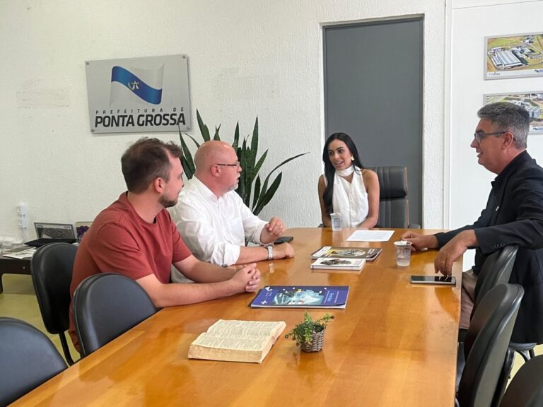 Programa de qualificação com 360 vagas e bolsas em Ponta Grossa