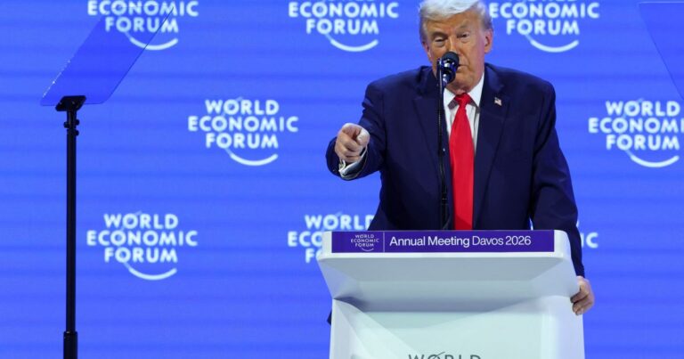 EUA descartam uso da força para adquirir Groenlândia, diz Trump