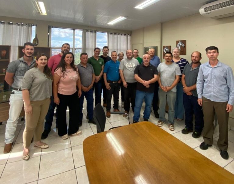 Coopera Paraná oferece apoio técnico a produtores de PG