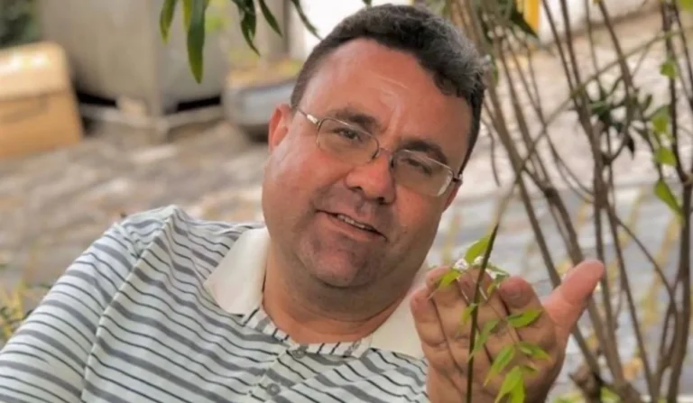 Justiça condena réus por assassinato do jornalista Cristiano Freitas em Curitiba