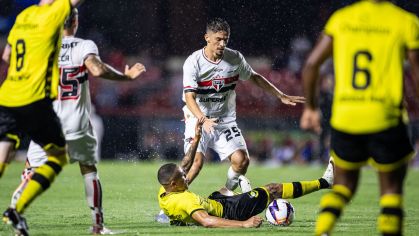 São Paulo supera São Bernardo e conquista primeira vitória no Paulistão