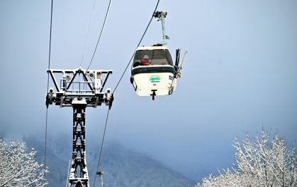 Australiana morre após mochila prender teleférico no Japão