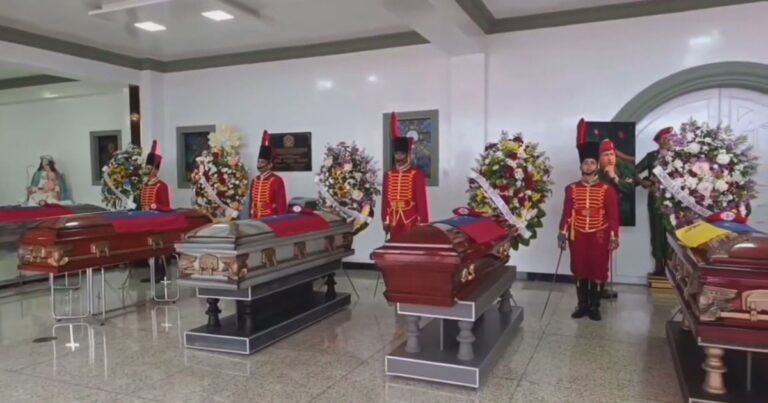 Funeral marca perdas de soldados venezuelanos após operação dos EUA