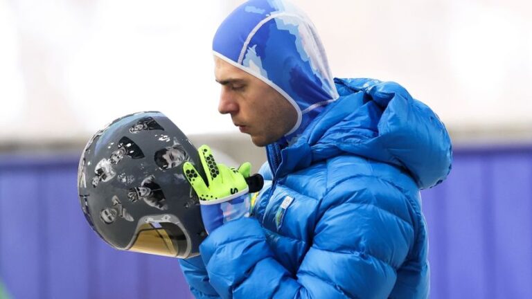 Atleta ucraniano é desclassificado no skeleton por capacete com homenagem à guerra